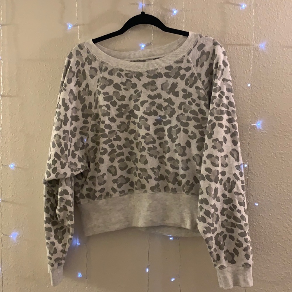Leopard top